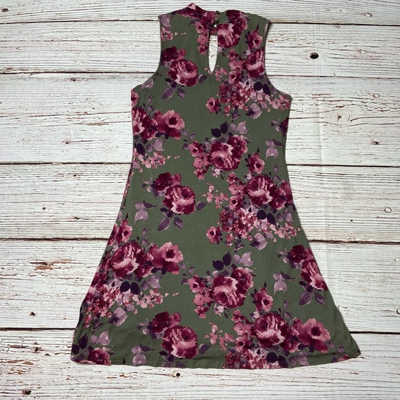 Francesca’s Alya River Floral Fit and Flare Halter Mini Dress in Dark Olive Sz M - Picture 10 of 16